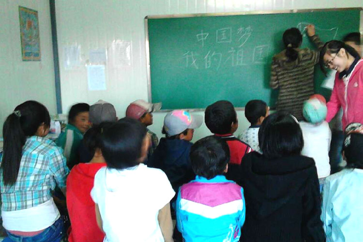 7��20�գ���ӿƼ���W���t�ġ�֧����c�ຣ���Ϲ��WУ֧�̻�ӡ����c���ӹ�Ԓ���Ї������ҵ��������������e�������ӂ��mȻ��o��С����(j��ng)�v����������Մ������������s��Ȼ��μ���������