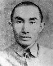 �R���ڣ�1893��1952�����ؑc�кϴ��^(q��)���������ۇ����I(y��)�ҡ����������������ͬ�˕���Ͷ�����������˺���־�������ȇ�����1925�ꄓ(chu��ng)�k�������I(y��)��˾���M���k���\�I(y��)����A(ch��)�����k�������I(y��)���Դ��M(j��n)����M(j��n)����1937�꿹��(zh��n)���l(f��)�����䱻��������������܊��ί�T��ˮ��\ݔ����ί�T������������10����hʧ������ָ�]������˾��ð�����C(j��)���Zը���ԓpʧ16��݆���͠���116�˵Ĵ��r���ɹ���ʩ���h���C(j��)��(g��u)�c�ˆT�ĳ�������Ҫ���V��I(y��)�ă�(n��i)�w���Լ���Ҫ��(zh��n)�Ժ����F����ē��\�D(zhu��n)������ȫ���忹��(zh��n)�������ش�ؕ�I(xi��n)��