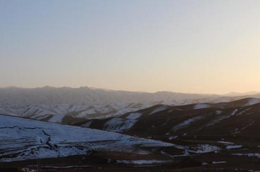 11����Ѯ�Ĵ���ɽ�ѱ��}�}��ѩ���w������� �z��