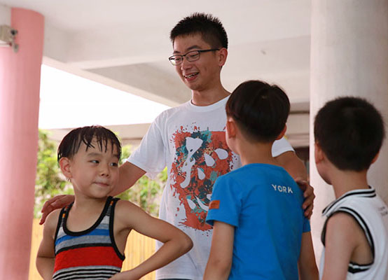 ���ݴ�W(xu��)��֪�Ľ�㡱�������(hu��)��(sh��)�`�(du��)���㽭�������_չ֧�̻��(d��ng)���鮔(d��ng)?sh��)��l(xi��ng)����С�W(xu��)���ռ��W��ƥ�˽������D��־Ը��ٝ�S���ӂ���