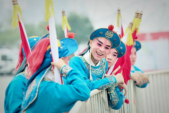 �F(xi��n)���݆T��   ���� �z