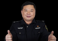 全國人大代表、黃山“守松人”